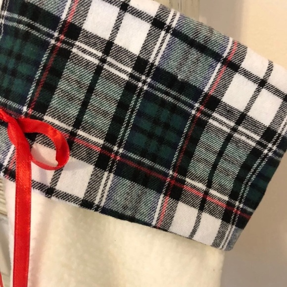 NWOT Paw Print Christmas Stockings - Picture 7 of 8